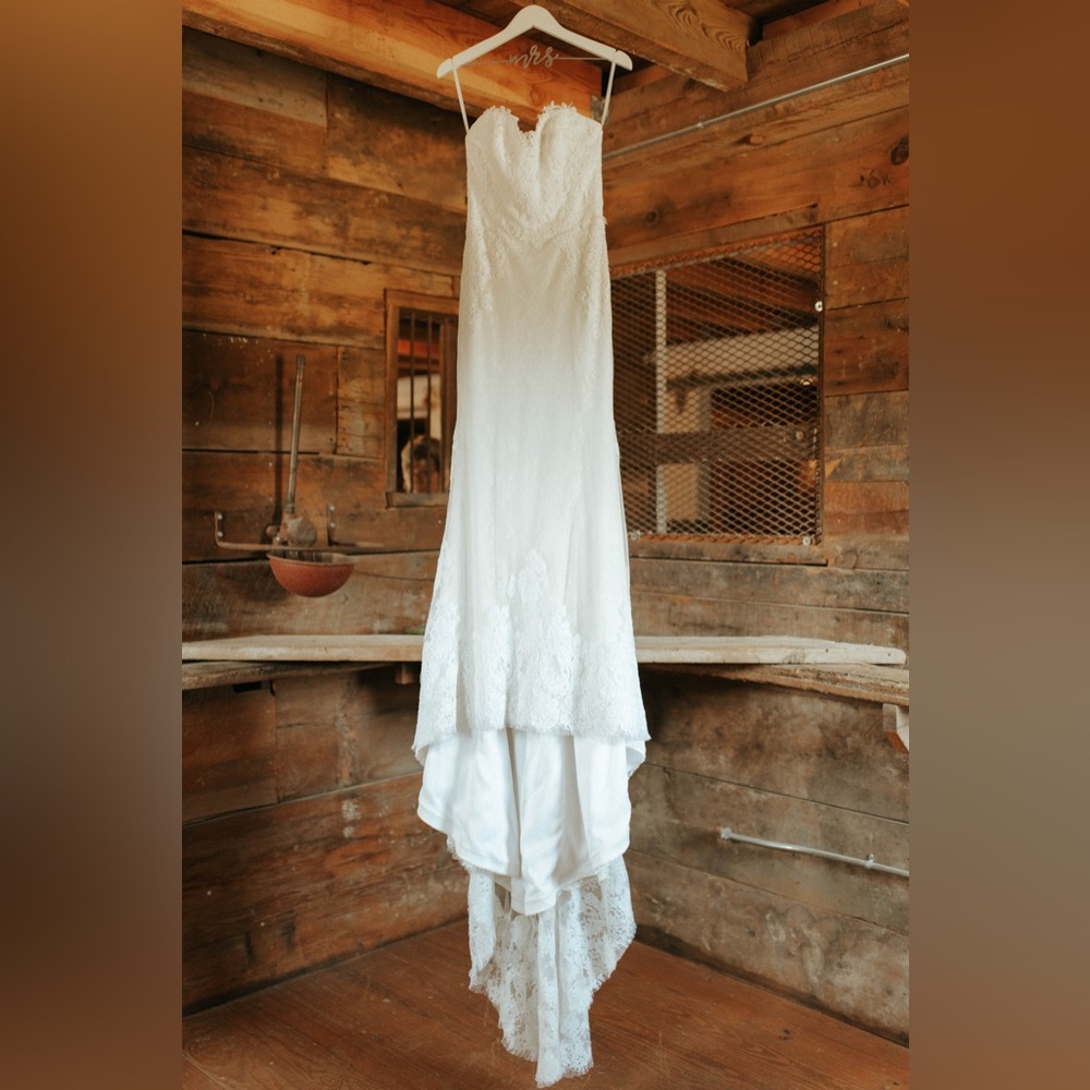 Bridal dress